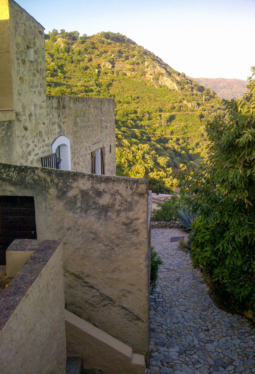 Une maisonnette dans le village <span>(À partir de 7 nuités)</span>